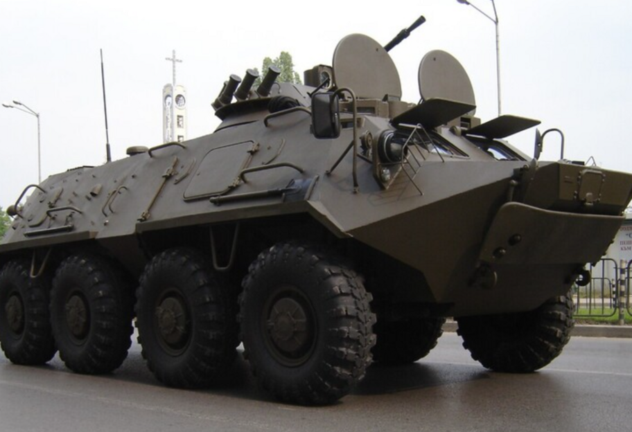 Военная помощь ВСУ – Болгария задерживает отправку 100 бронетранспортеров Украине, в Минобороны дали объяснение - фото 1