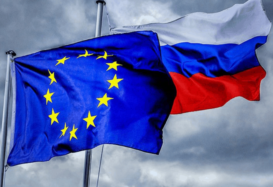 Послы ЕС одобрили 13 пакет санкций против россии, сообщил Рикард Йозвяк - фото 1