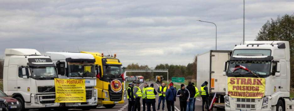 Черги на кордоні з Польщею: у ДПСУ розповіли, де ситуація найгірша 
