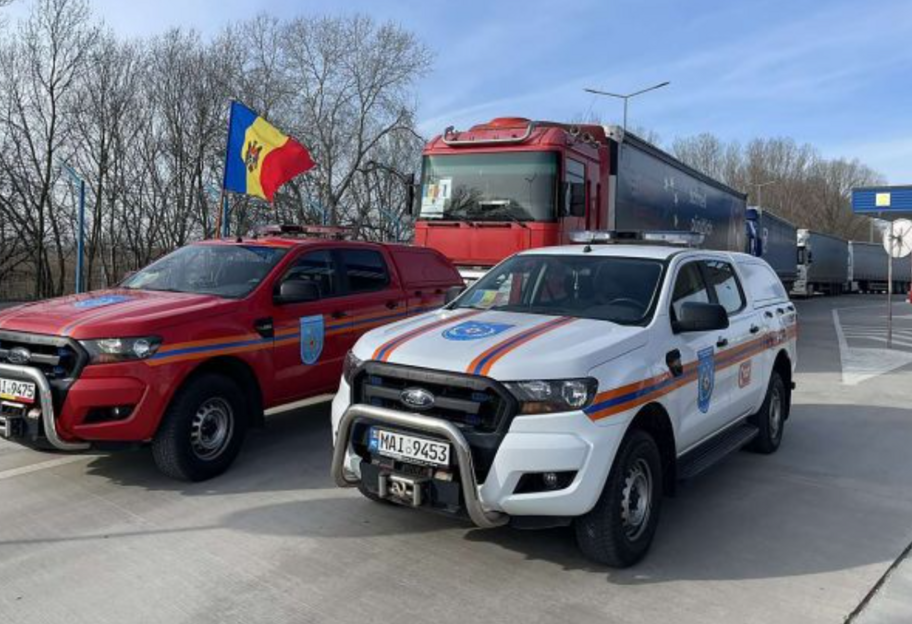 Молдова направила в Україну 5 фур з гуманітарною допомогою - фото 1