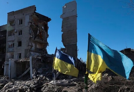 Украинцы не хотят возвращаться ни в олигархическое прошлое, ни в предлагаемое государством-террористом имперское будущее, - эксперты АЦ "Объединенная Украина"