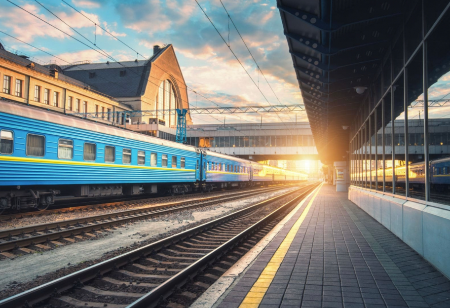 Укрзализныця начала продажу билетов онлайн на поезда в Австрию - фото 1