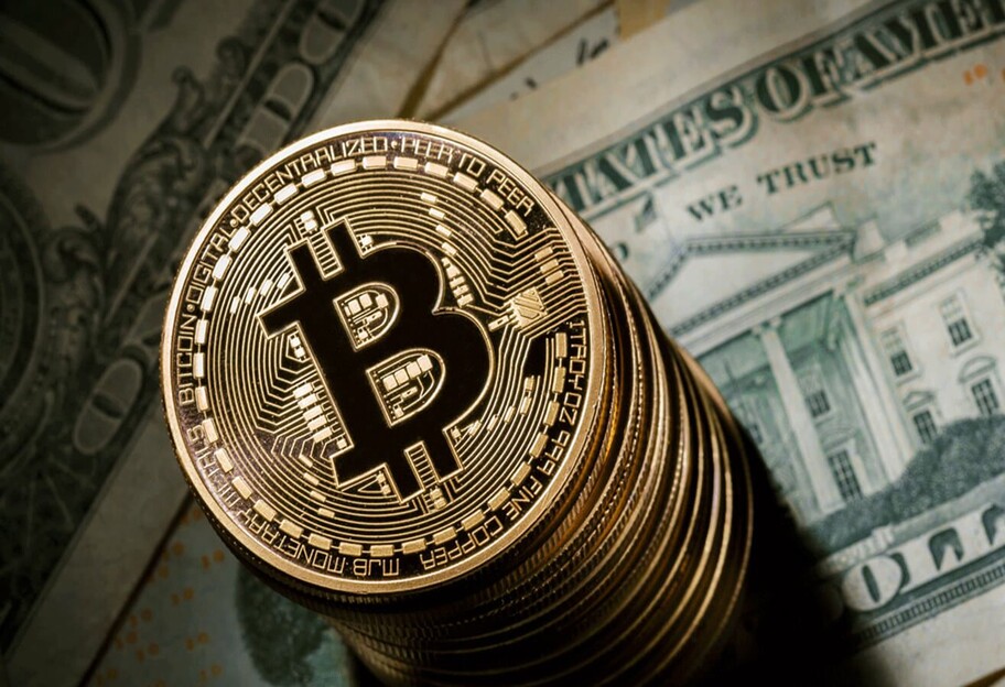 Стоимость Bitcoin впервые превысила $70 000. - фото 1