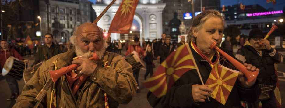 ЕС предупреждает Македонию: хватит «играть с огнем»