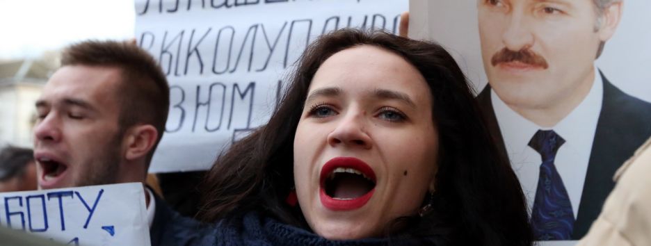 Режим Лукашенко начинает «спотыкаться» — Bloomberg