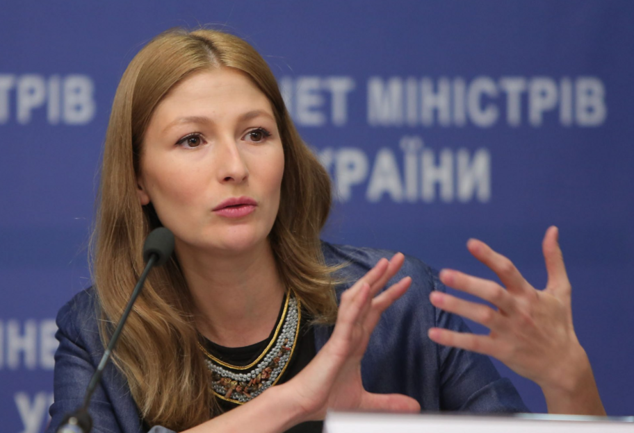 Правительство уволило Эмина Джапарова с должности первого заместителя главы Министерства иностранных дел - фото 1