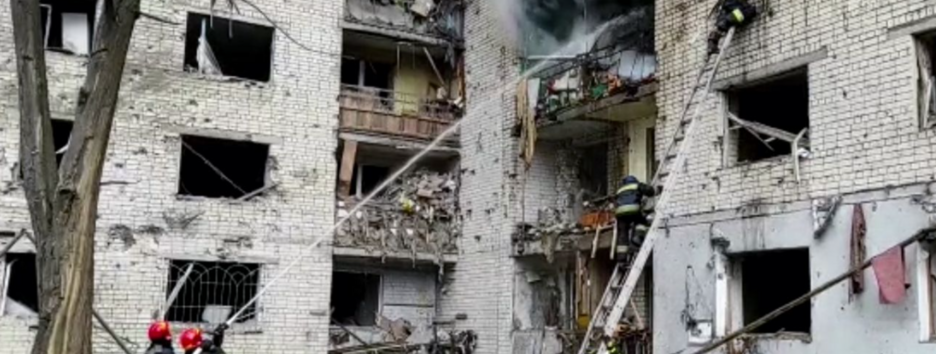 рф потужно вдарила по Чернігову: кількість жертв і постраждалих невпинно зростає