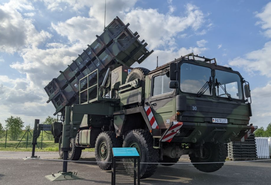 Германия передает Украине еще одну систему Patriot и 500 млн. евро - фото 1