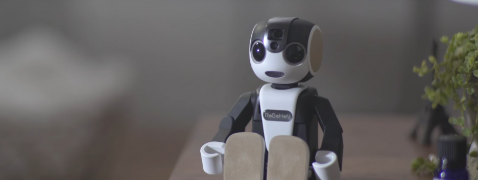 Компания Sharp будет давать в аренду роботов-гидов в Японии