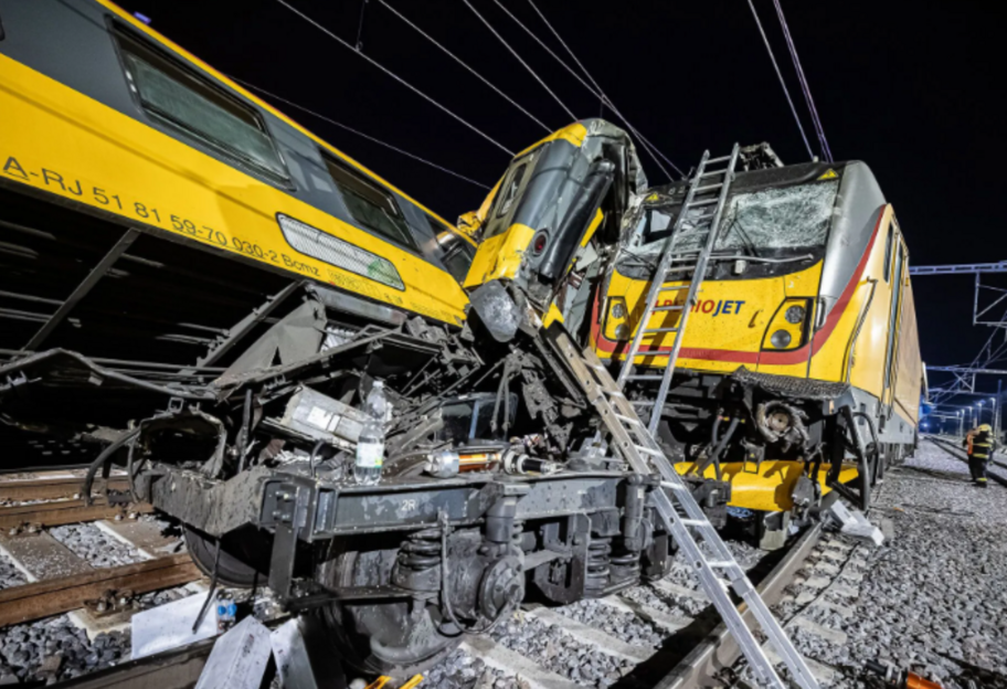 У залізничній аварії в Чехії загинули дві українки - МЗС - фото 1