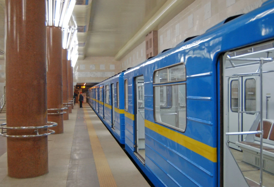 Рух синьою гілкою метро Києва запустять на початку осені - Віктор Вигівський - фото 1