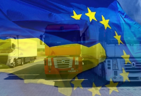ЕС продлил "транспортный безвиз" для Украины: подробности