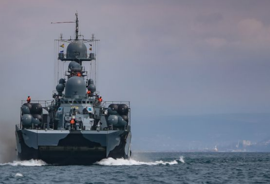 У ВМС ЗСУ повідомили кількість кораблів у Чорному та Азовському морях - фото 1