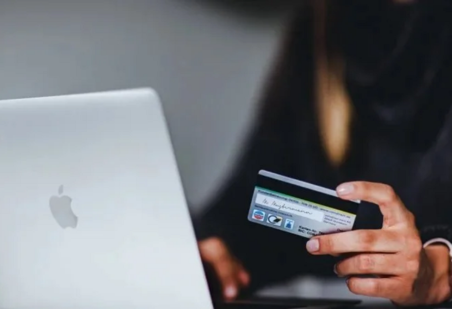 Интернет-мошенники обманули житель Тернополя более чем на 200 тыс грн: полиция начала расследование - фото 1