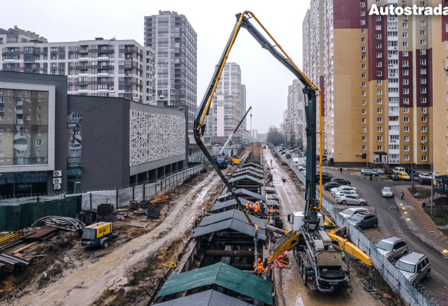 Строительство метро на Виноградаре: в Киеве закладывают котлован станции 