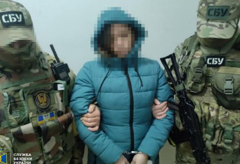 СБУ задержала агентку ГРУ, которая готовила тайники для терактов в Одессе - фото 1