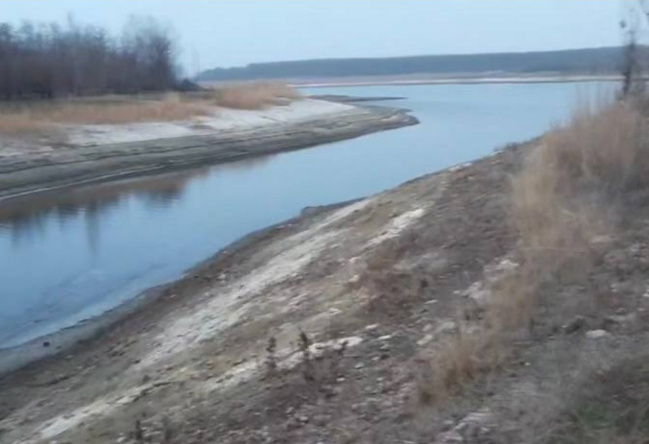 Мариуполь переходит на почасовую подачу воды из-за обмеления водохранилища - фото 1