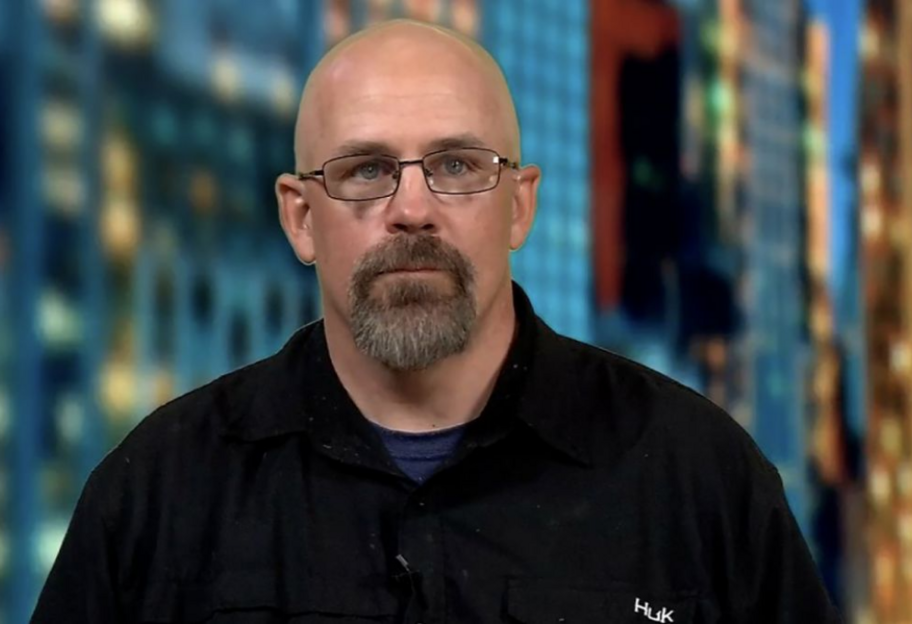 Брат Венса заявил, что лично видел, как россияне расстреливают своих солдат - фото 1