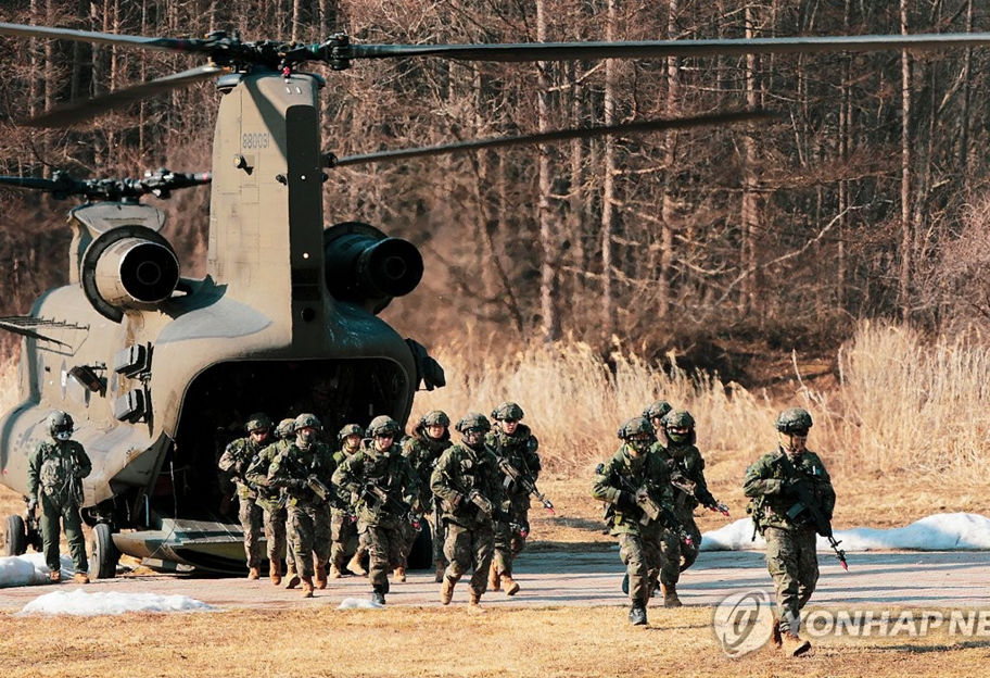 Южная Корея и США проводят совместные учения в рамках программы Freedom Shield - фото 1