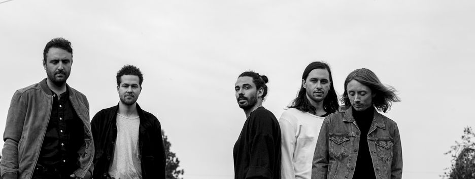 Local Natives представили песню, которую можно услышать, закрыв глаза