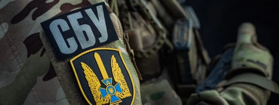 Уничтожали объекты "Укрзализныци" и авто ВСУ по заказу ФСБ: правоохранители задержали еще 13 поджигателей