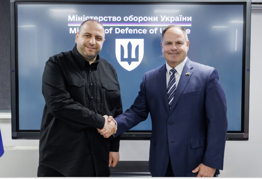 Міноборони: Умєров зустрівся з виробником Patriot для посилення обороноздатності України - фото 1