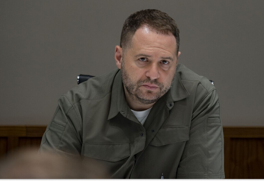 Єрмак привітав санкції Великобританії проти росії - фото 1