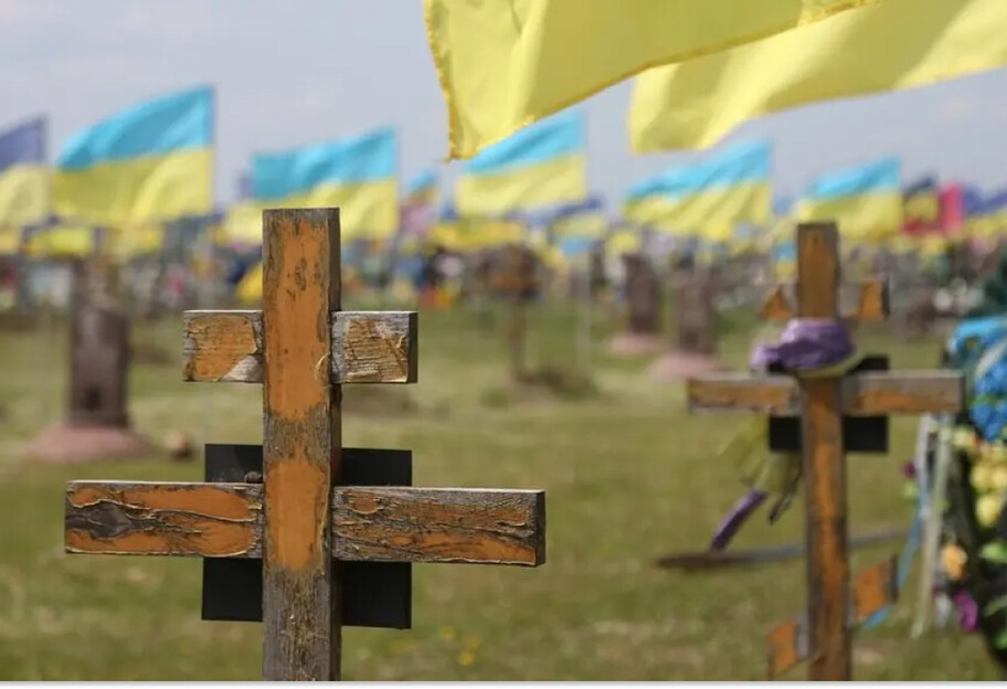 Щонайменше 206 українських військових загинули в російському полоні — ЗМІ - фото 1