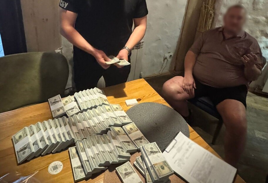 Аферисти продавали посаду директора держпідприємства за $500 000 – Офіс генпрокурора - фото 1