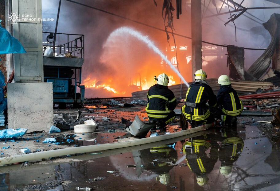 россия не меняет своего почерка - Зеленский отреагировал на ночную массированную атаку по территории Украины - фото 1