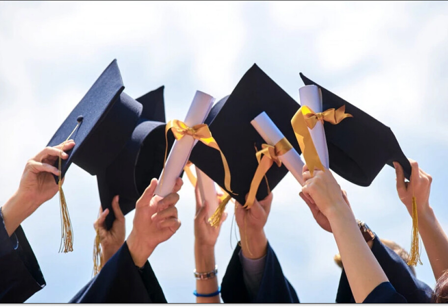 Освіта в Україні: викладачі із 250 університетів світу зможуть викладати українським студентам - фото 1