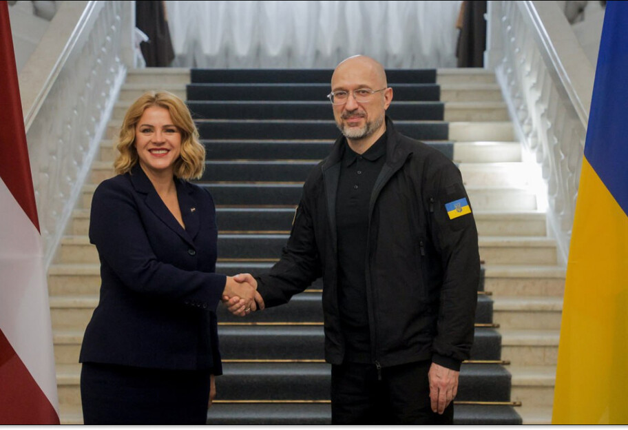 Шмигаль встретился с премьер-министром Латвии Эвикой Силиней: что обсудили - фото 1