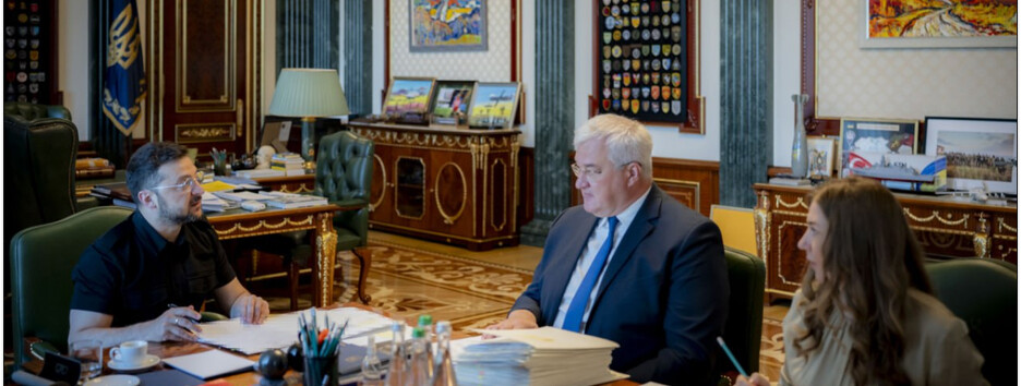 Зеленський призначив 16 послів у низці країн