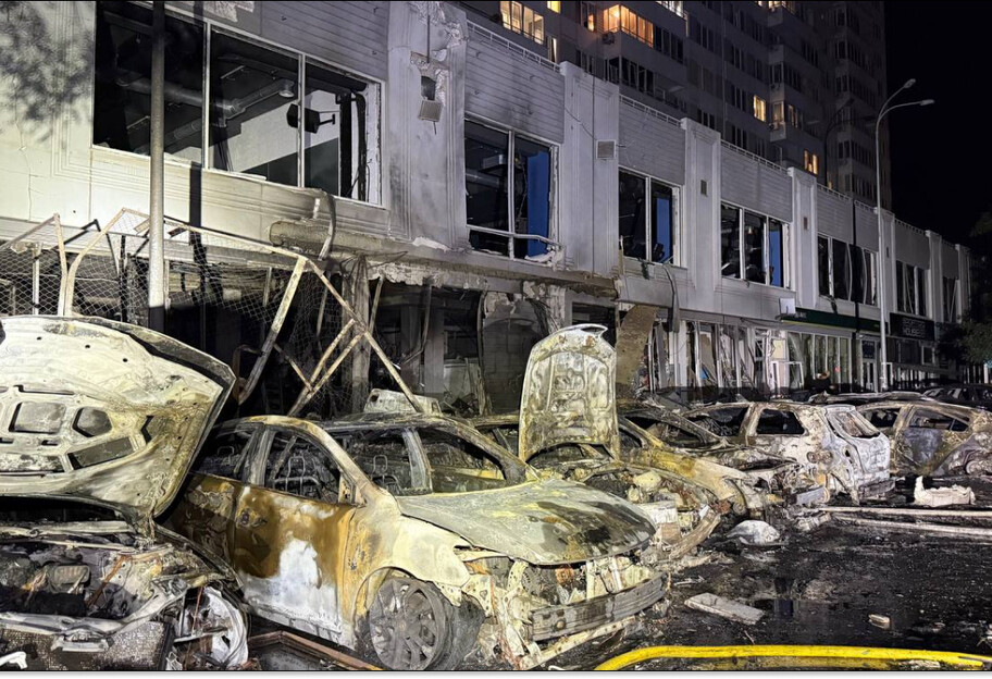 Враг атаковал Одесщину ударными дронами: пострадал один человек - фото 1