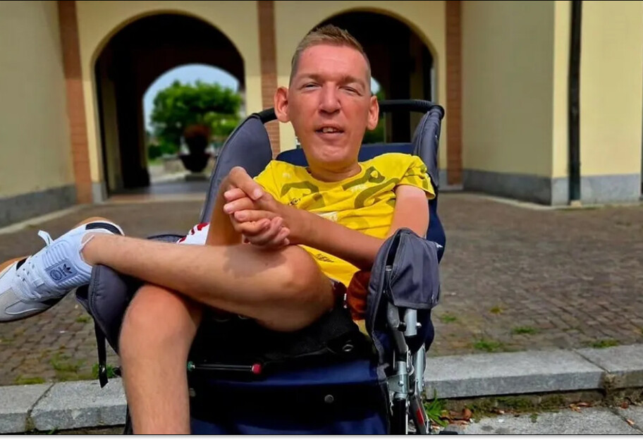 Назарію Гусакову заочно повідомили про підозру за шахрайство - фото 1