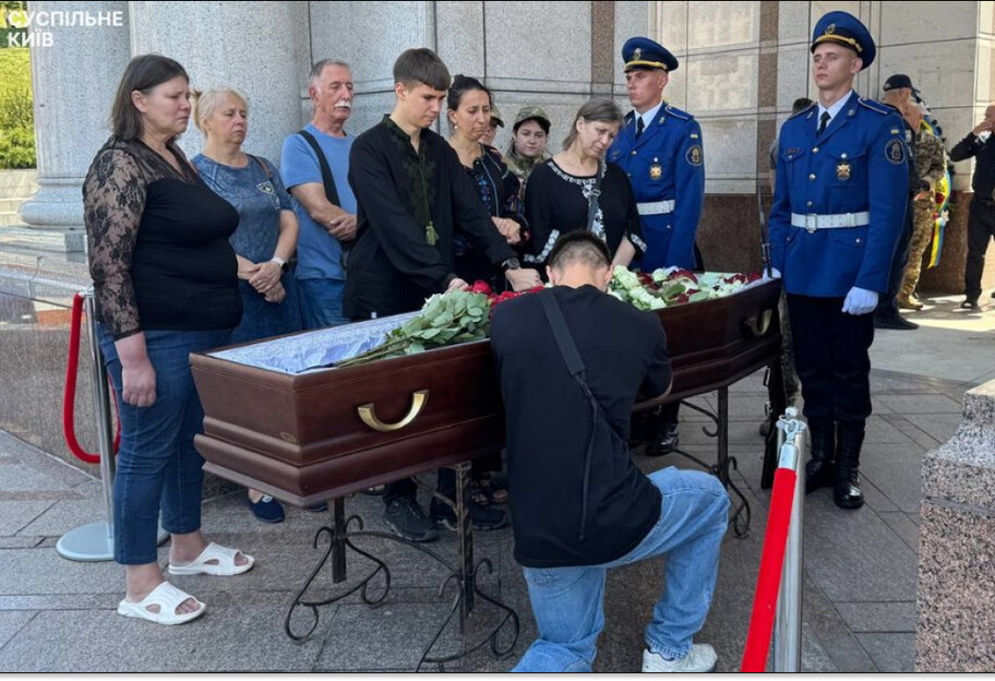 В Киеве простились с командиром бригады 