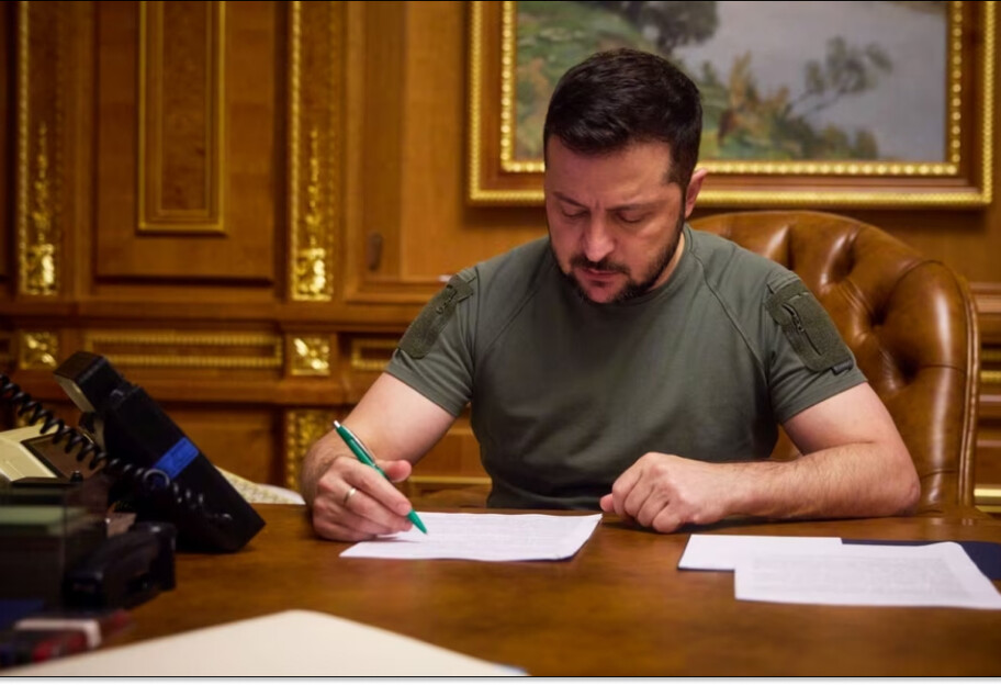 Зеленський підписав закон про відновлення прав осіб, депортованих за національною ознакою - фото 1