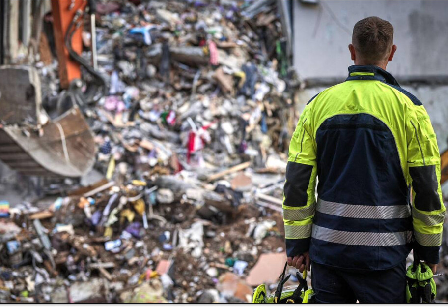 В результате удара по Киеву погиб 31 человек, среди них пять человек — Зеленский - фото 1