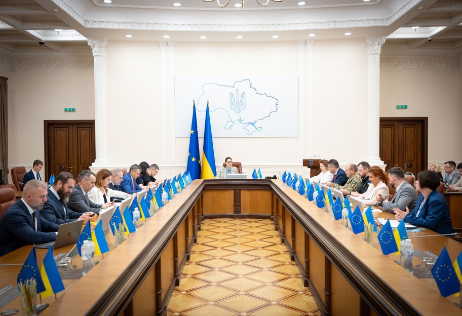 Уряд збільшив щомісячні виплати постраждалим на виробництві - що відомо - фото 1