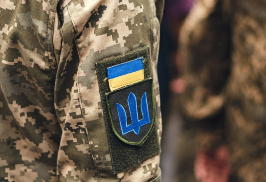 С сентября работники ТЦК и СП должны фиксировать вручение повесток на бодикамеры - фото 1