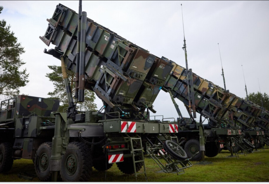 рф атакувала Україну 48 дронами та чотирма балістичними ракетами: ППО знищила 36 ворожих БпЛА - фото 1