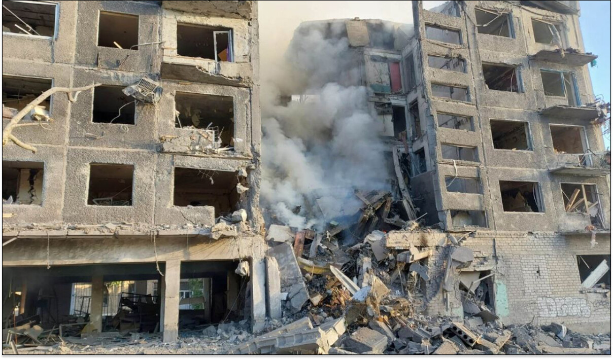 Атака на Білозерське: загинули двоє цивільних, семеро поранені, серед них підліток - фото 1