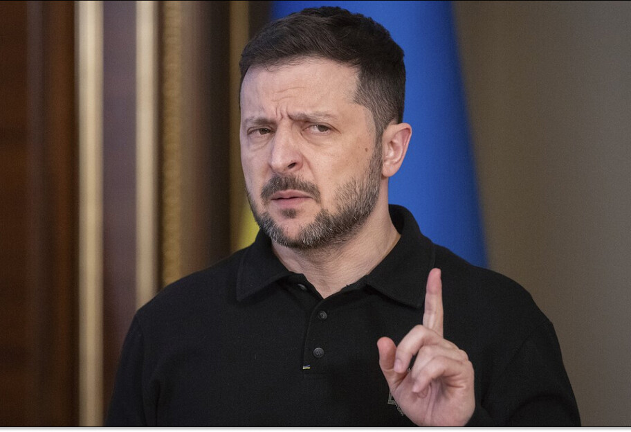 Зеленський: За минулий тиждень росіяни застосували більше тисячі авіабомб та майже 1400 ударних дронів - фото 1