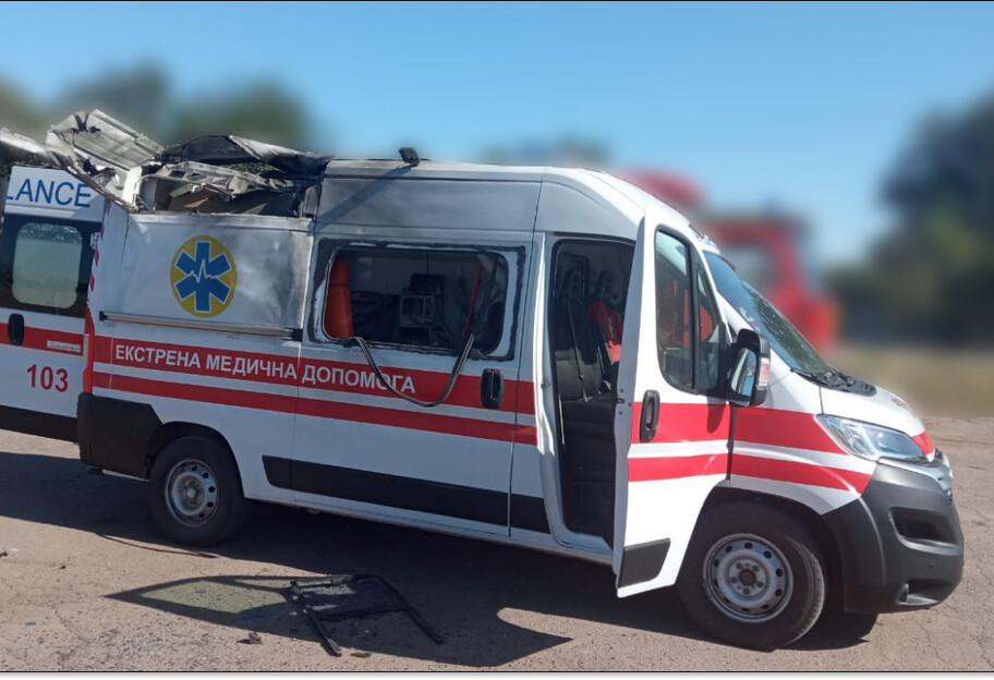 В Херсонской области россияне атаковали пункт базирования экстренной медицинской помощи — Минздрав - фото 1