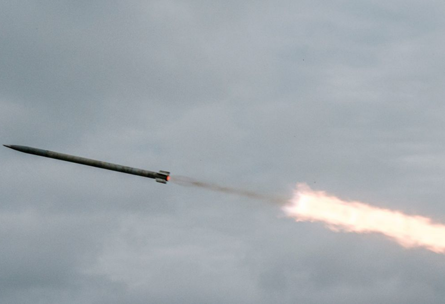 Росіяни завдали ракетного удару по Сумській області: постраждали чоловік та дитина - фото 1