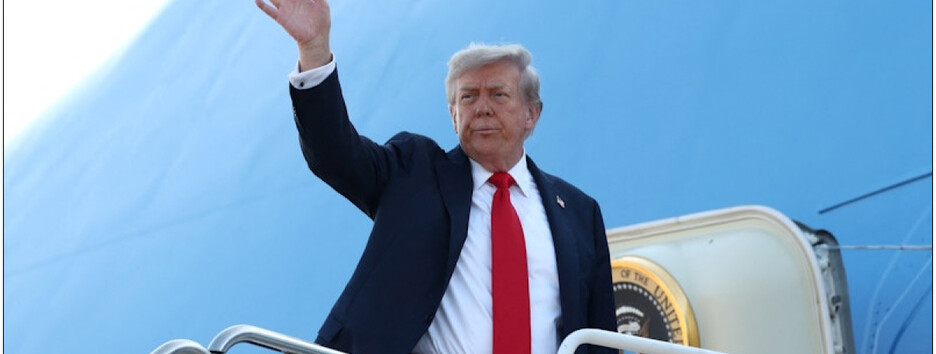 Трамп вылетел на Аляску для встречи с Путиным (видео)