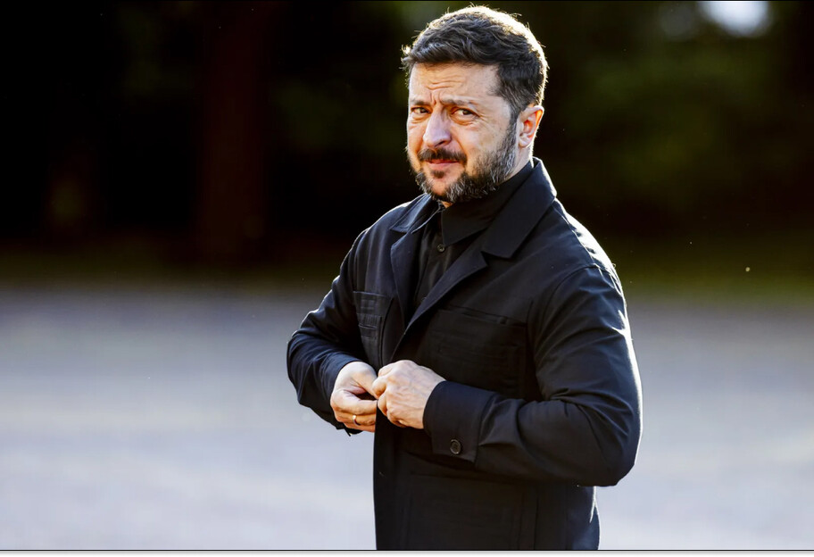 Встреча Зеленского и Трампа: Белый дом поинтересовался, в чем придет на встречу президент Украины - фото 1