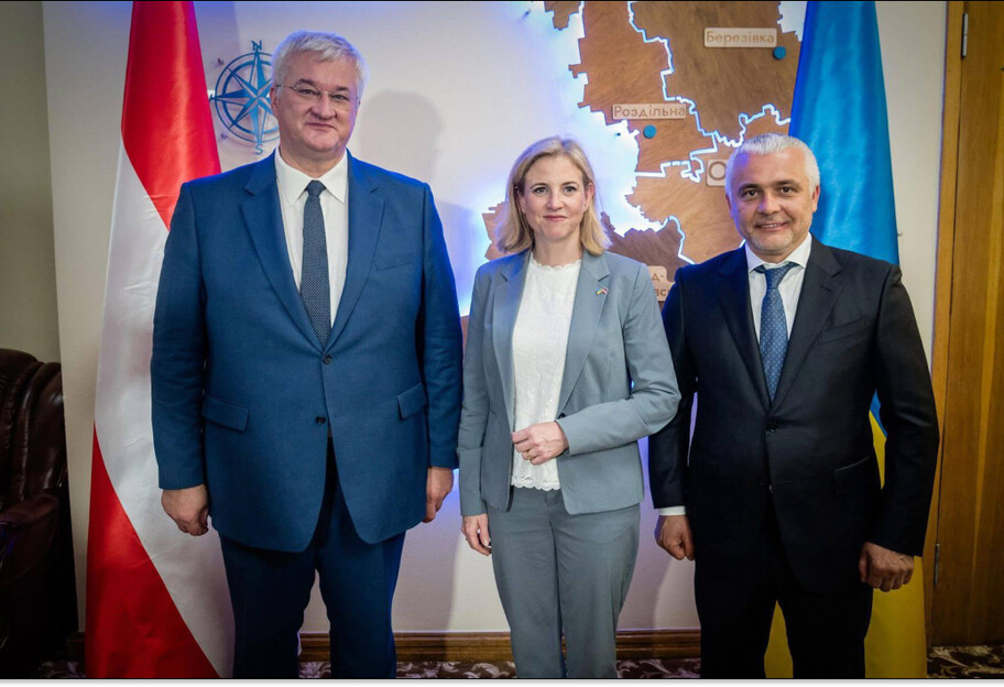 МИД: Украина получит дополнительные €2 млн гуманитарной помощи от Австрии - фото 1