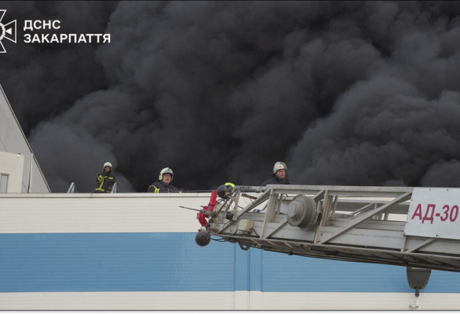 росія 21 серпня знову атакувала Закарпаття: ворог ударив по одному з підприємств у Мукачеві - фото 1