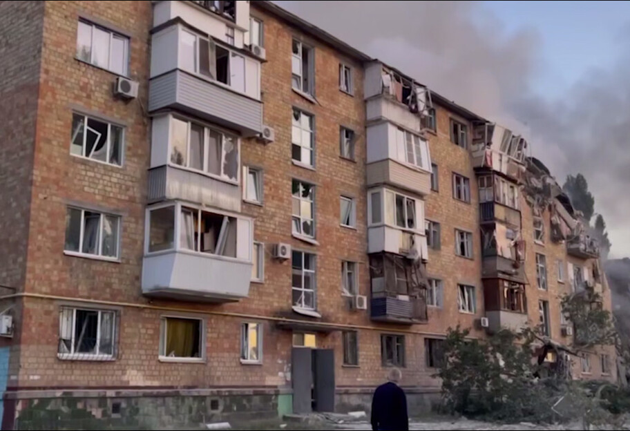 Зеленський зреагував на нічну атаку рф по Києву: Знову вбивства - фото 1